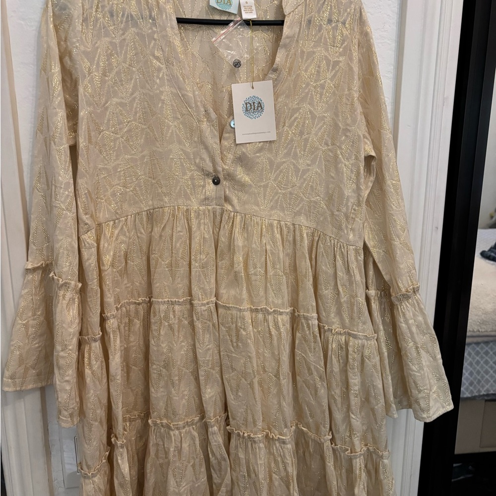 Elegant Cream Maxi Dress